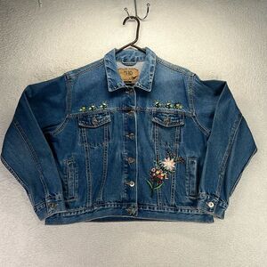 Route 66 Vintage Women's Vintage Floral Embroidered Denim Jean Jacket Size Large
